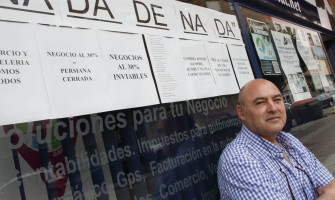 Un comerciante de La Calzada impulsa una web para digitalizar los negocios